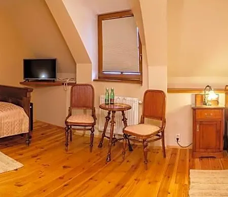 Boutique Pracháreň 4*
